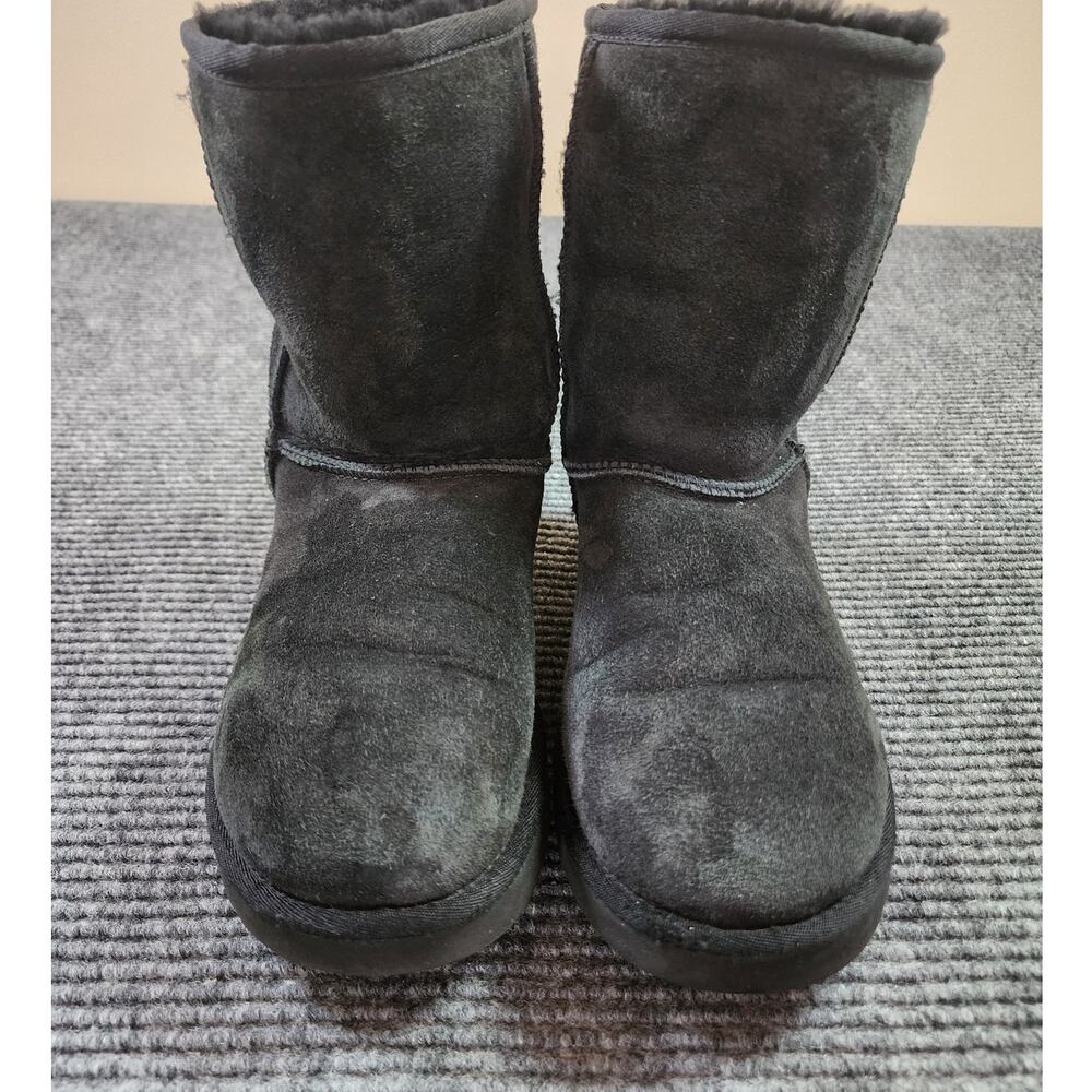 UGG Australia Classic Short II Boots Womens Size 8 Black Cozy